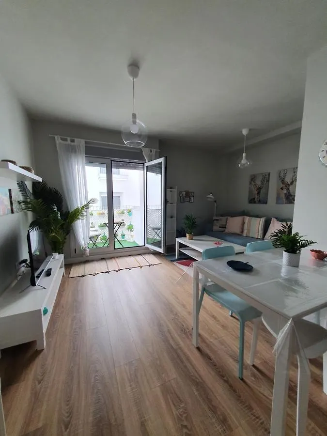 Las Palmas Center - Parking + Wifi Apartment